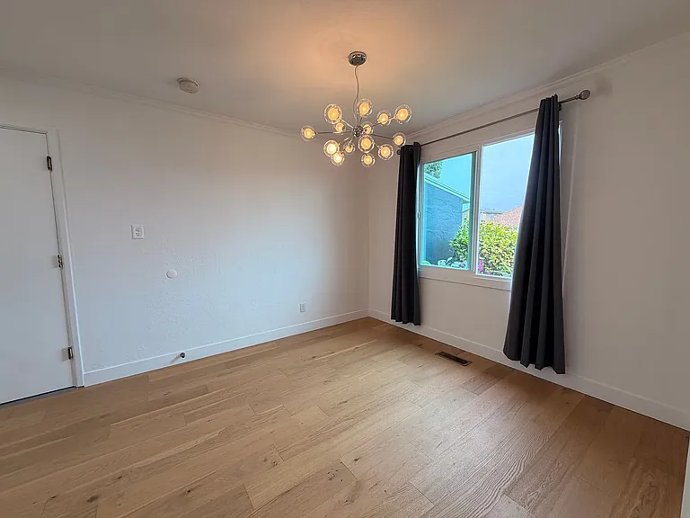 710 W Orange Ave — Photo 8