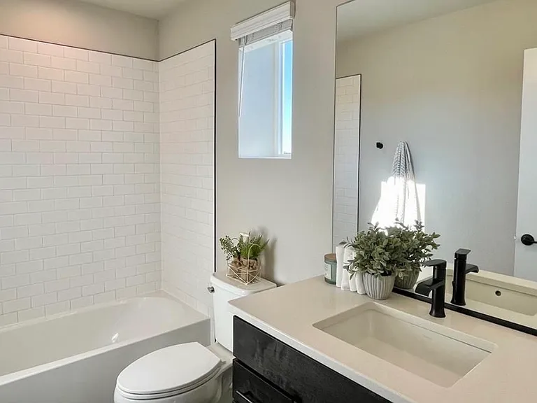 6144 Steele Creek Way — Photo 10