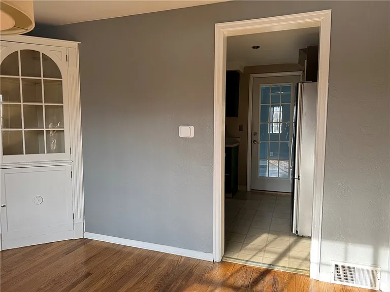 231 Jonquil Pl — Photo 4