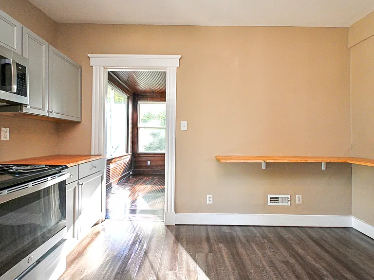 962 Hawthorne Ave #2 — Photo 7