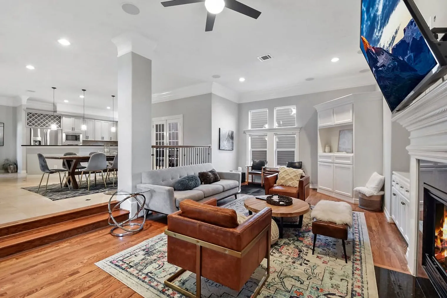 6 bed, 3.0 bath, 3100 sqft, $11,034 — Photo 3