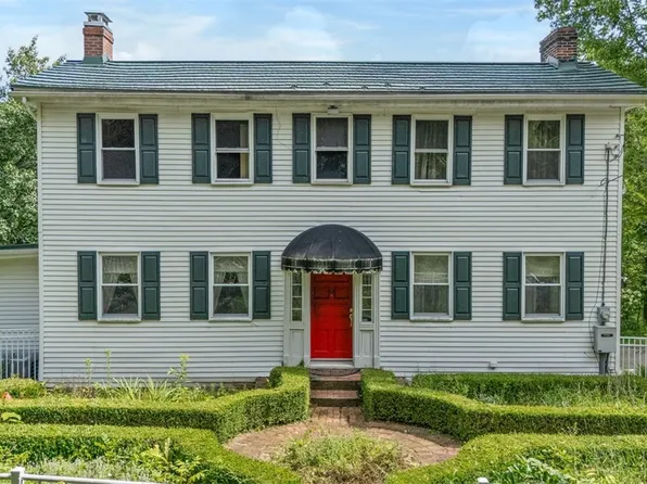 239 Marshall Rd, Oakdale, PA 15071