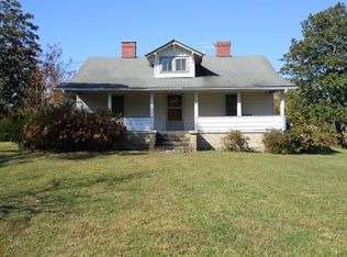 125 Split Rail Ln, Mount Airy, NC 27030