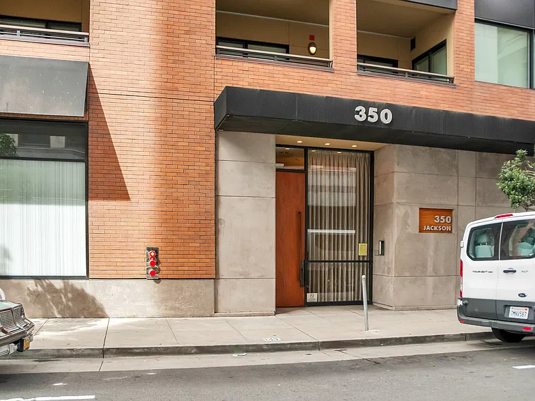 350 Jackson St #202 — Photo 23