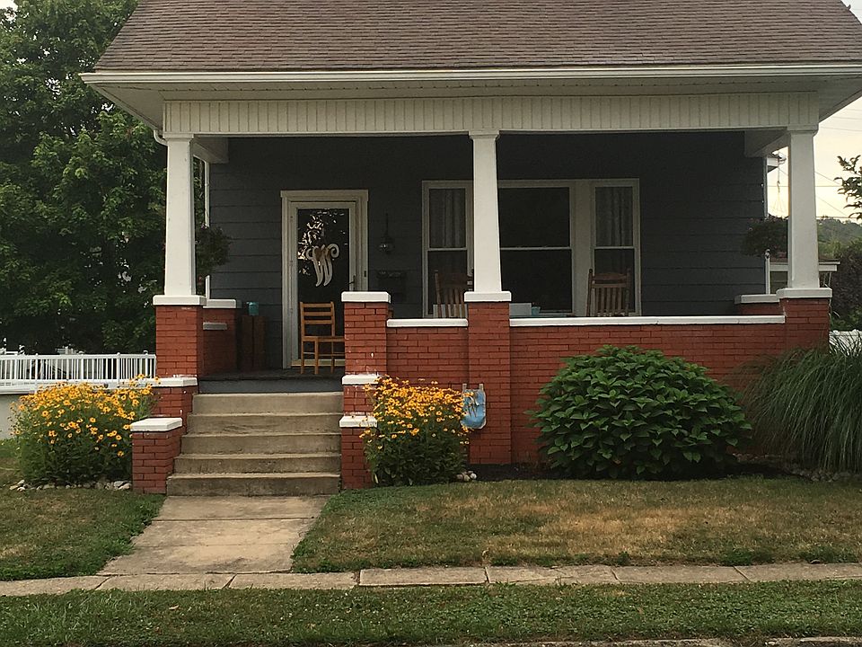 1st image of 327 Walnut St