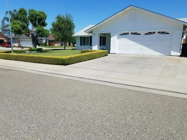 7001 White Pine Dr, Hughson, CA 95326
