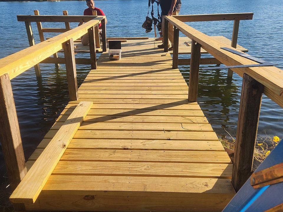 Dock