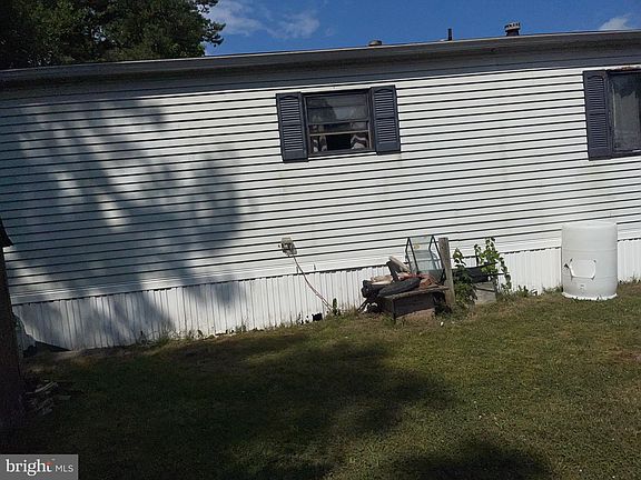 3rd image of 1976 N East Ave Lot 281