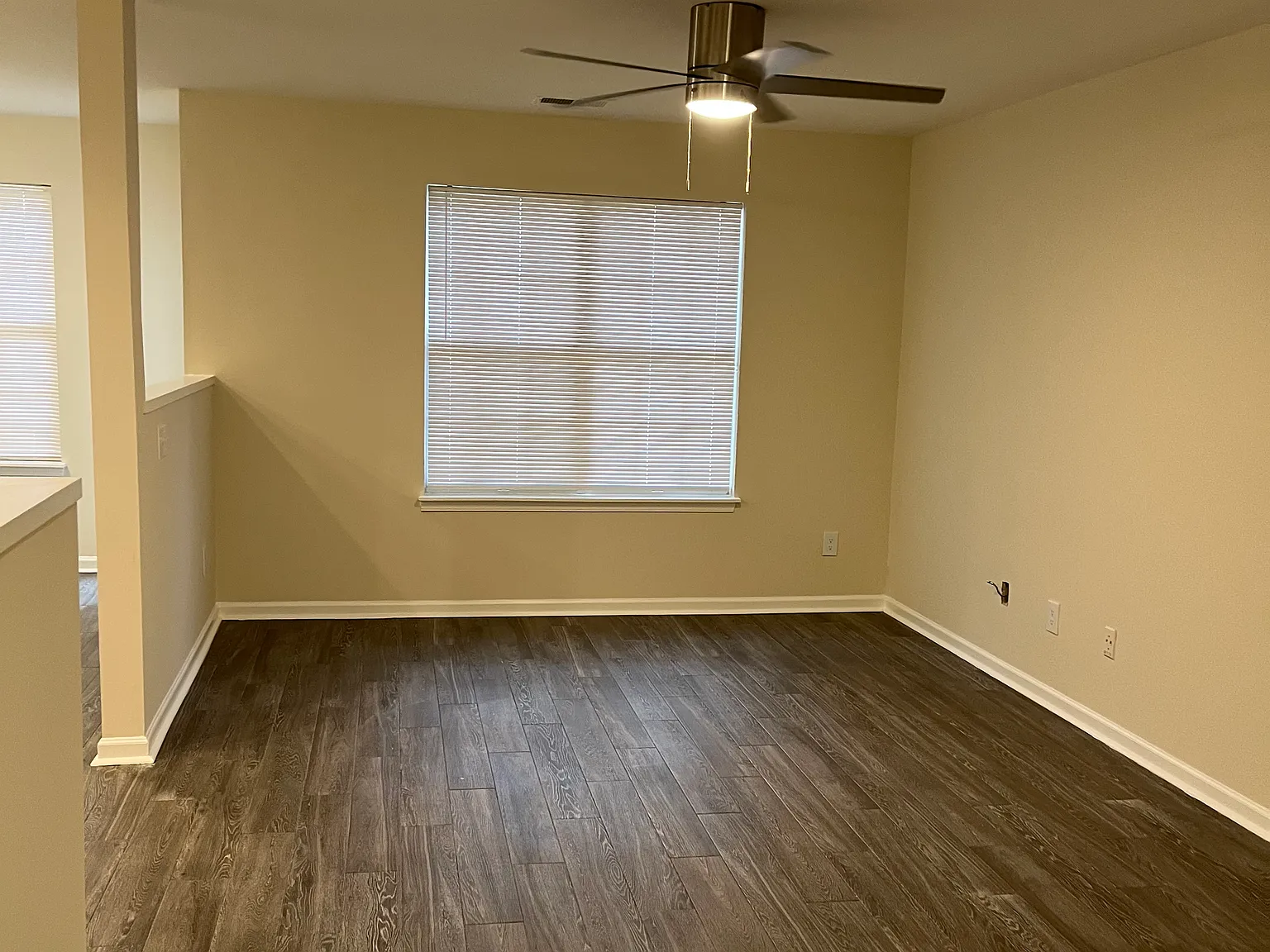 2 bed, 1415 sqft, $1,950 — Photo 3