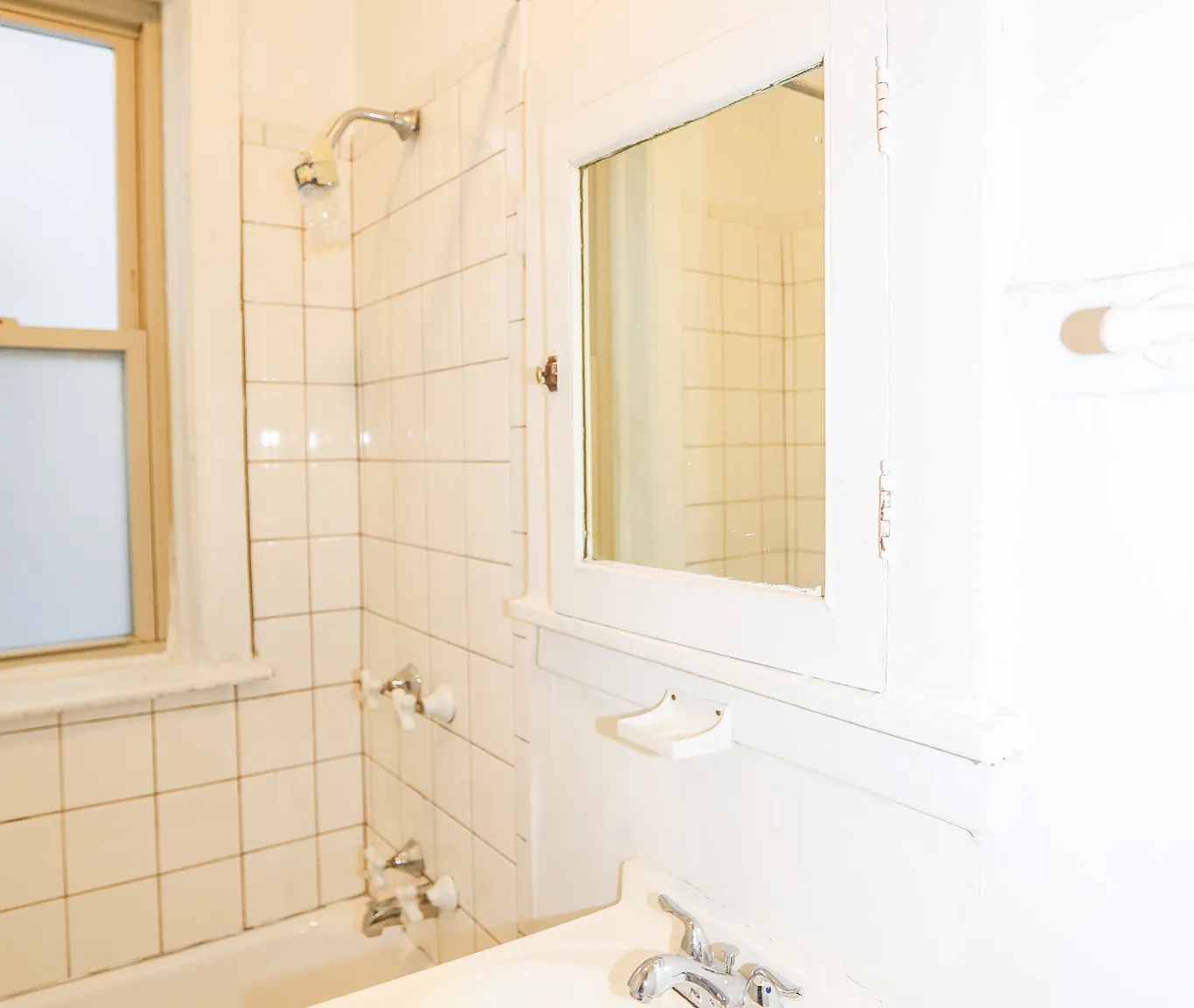 1 bed, 1.0 bath, $1,400 — Photo 3