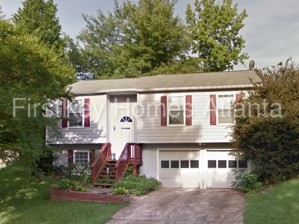 1821 Hickory Ct, Cumming, GA 30040