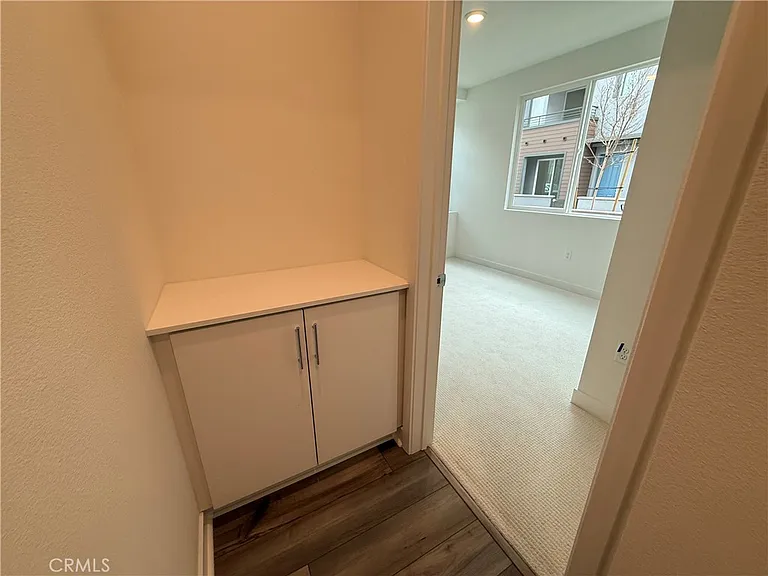 693 S Lyon St #693 — Photo 6