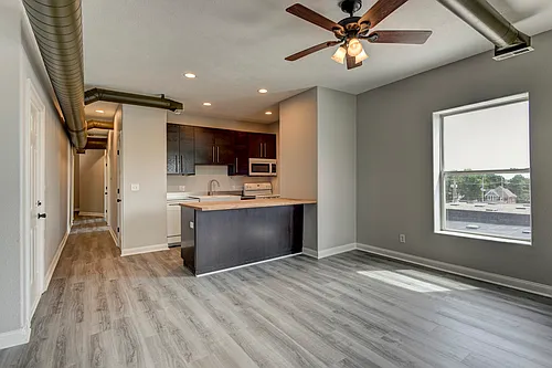 1317 Park Ave #1 Photo 1