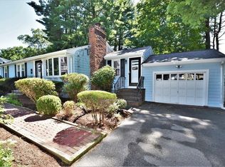 28 Greenwood Rd, Burlington, MA 01803