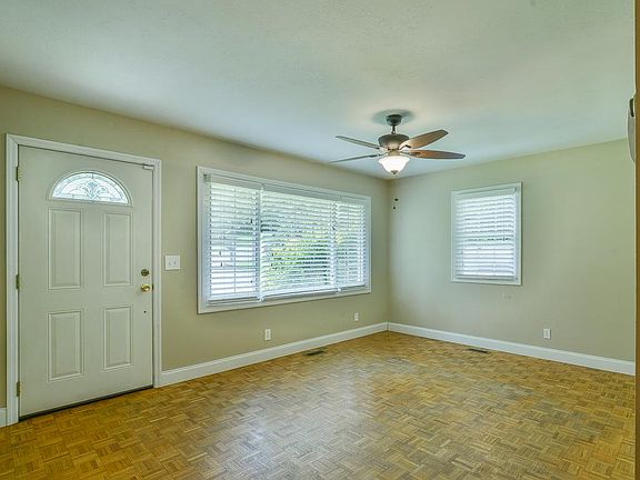 5th image of 4005 W Englewood Blvd
