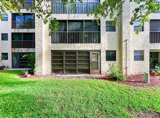 11485 Oakhurst Rd APT A102, Largo, FL 33774
