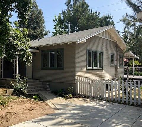 3rd image of 2360 Ganesha Ave