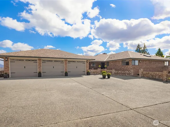 306 Seneca Place NW, Renton, WA 98057