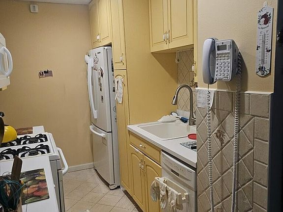 5th image of 1100 Clove Rd APT 5G