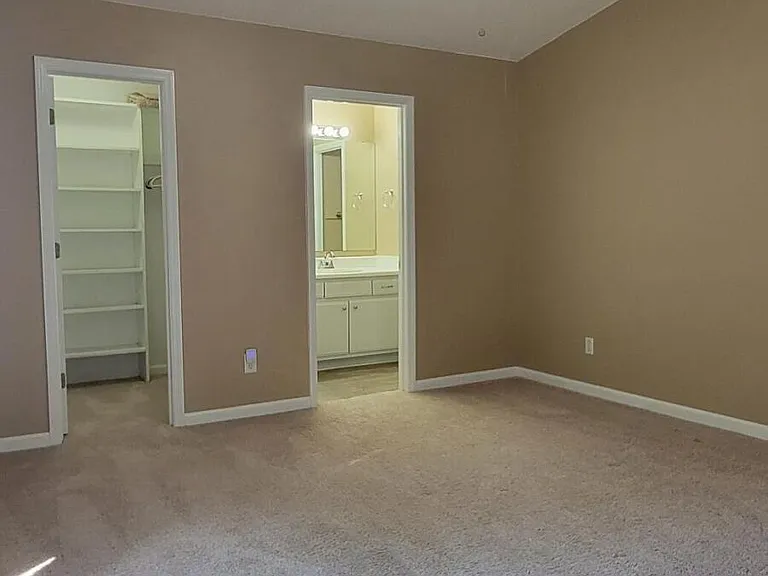 105 Sunshine Ln #A — Photo 30