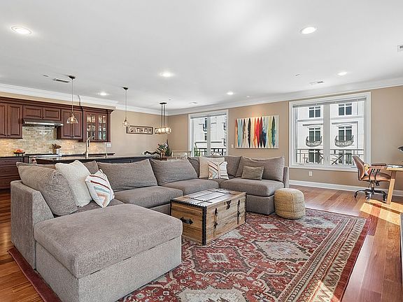 4th image of 1 N Commerce Sq Suite 301