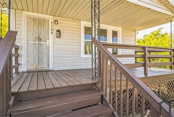 7700 Goodman Ave — Photo 15