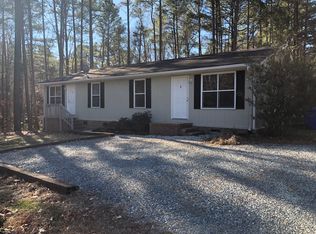 106 Forsyth Dr, Chapel Hill, NC 27517