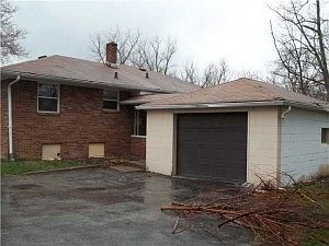 2nd image of 5838 Radnor Rd