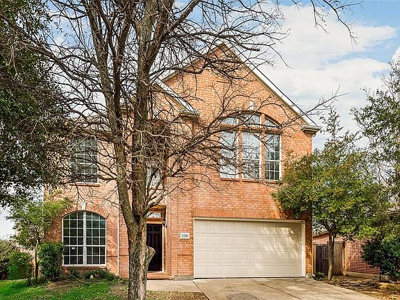 2nd image of 2216 Tralee Cir