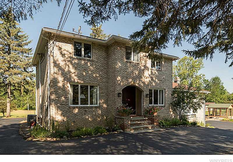 1st image of 848 Sullivan Rd
