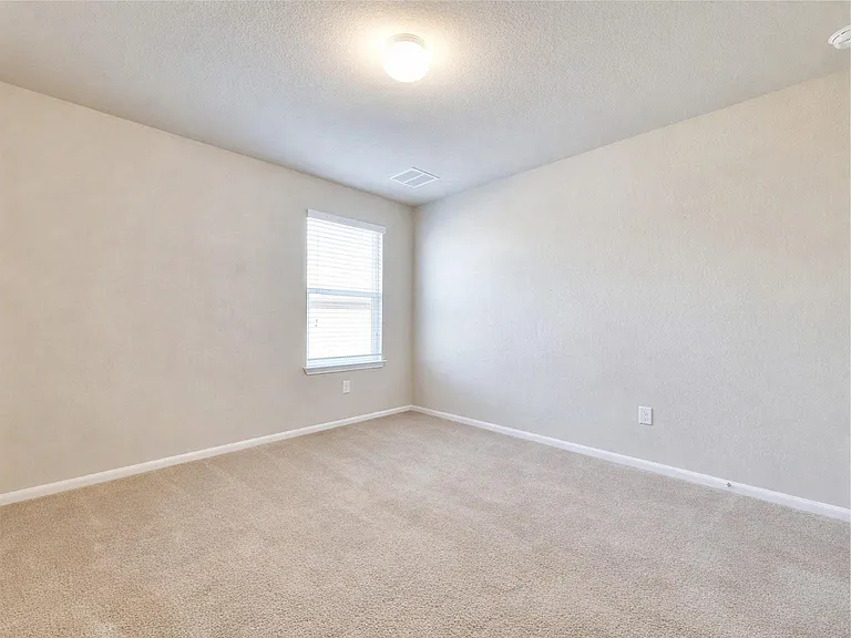 5913 Diamondleaf Bnd — Photo 15