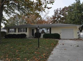 2325 SW Prairie Rd, Topeka, KS 66614