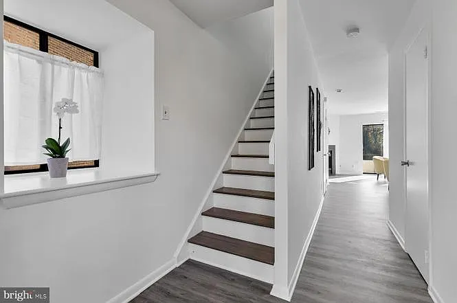 3061 Hawthorne Dr NE #3061 — Photo 21