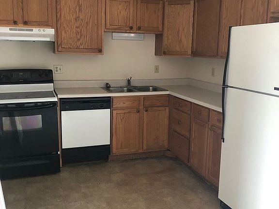 2nd image of 201 E Woodlawn Ave APT 8