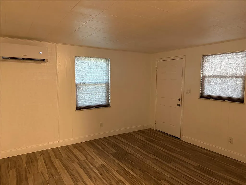 1 bed, 1.0 bath, 560 sqft, $1,125 — Photo 1