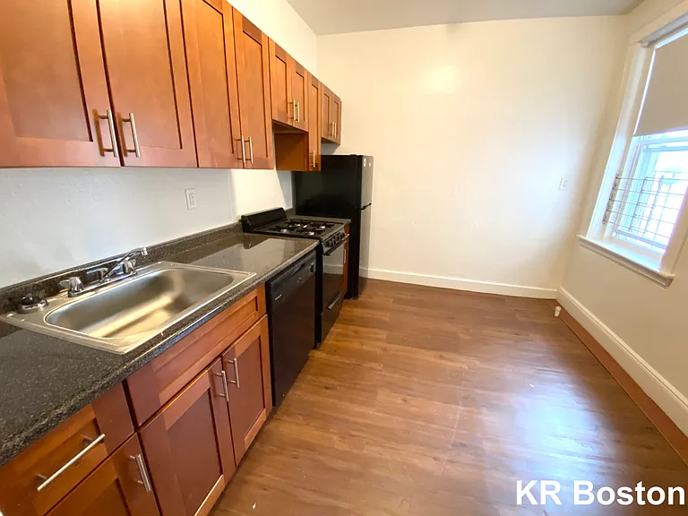 1812 Commonwealth Ave #26 — Photo 10