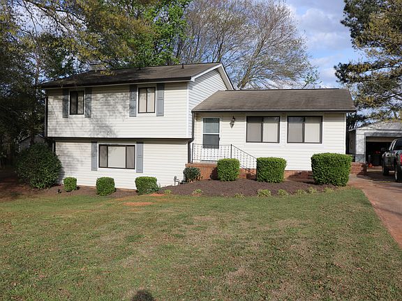 View from Holiday Rd