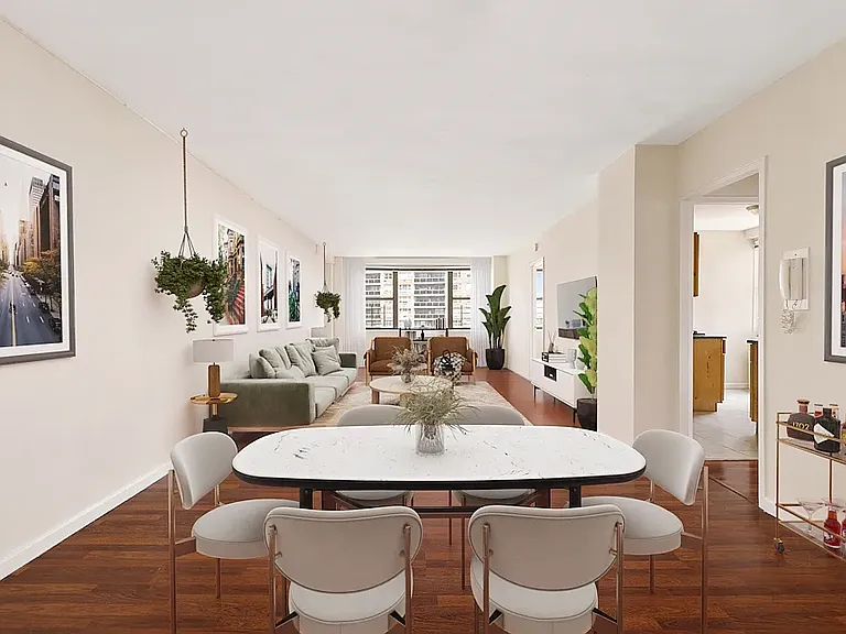 10420 Queens Blvd #5V — Photo 2
