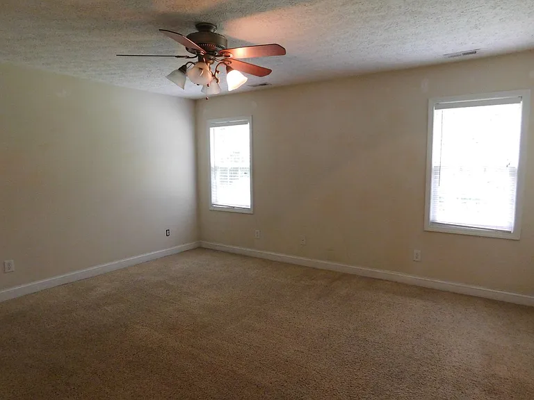 408 Sweet Gum Way — Photo 15