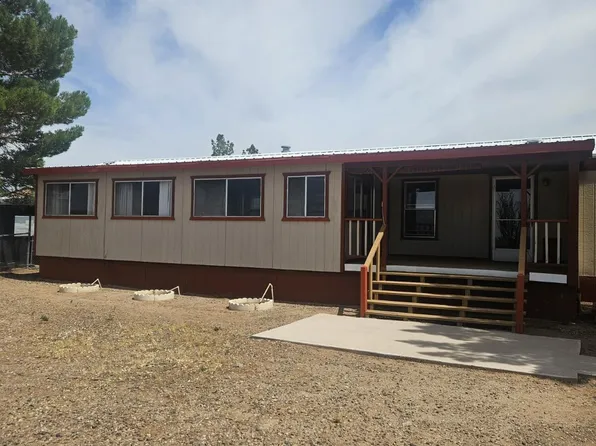 465 Apache Hills Dr NE, Deming, NM 88030