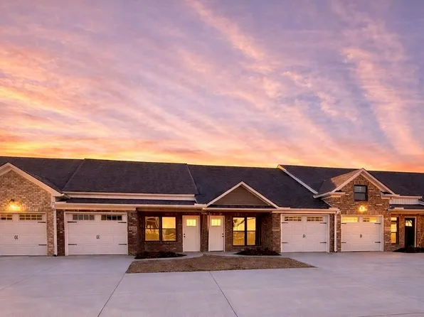 26432 Breakers Cir, Athens, AL 35613