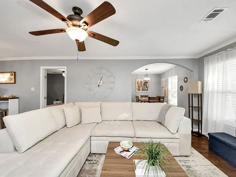 7032 Conley St — Photo 18