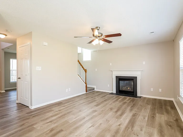 2909 Dairywood Ln — Photo 11