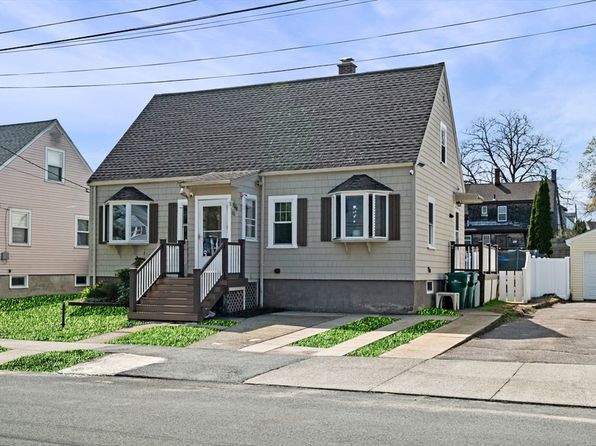 76 Blakeley St, Lynn, MA 01905