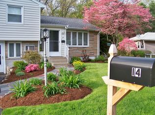 14 Paul Revere Rd, Sharon, MA 02067