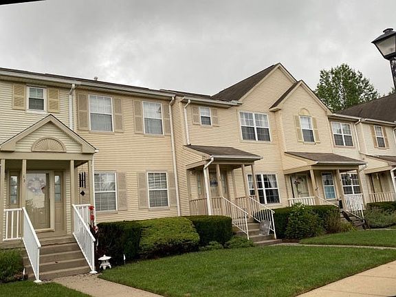 3rd image of 13 Tasley Ct