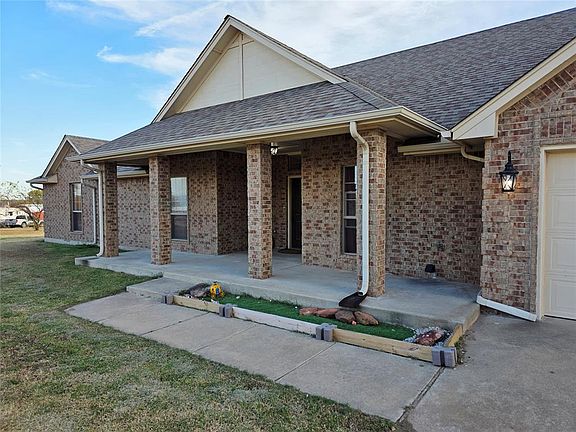 2nd image of 4040 Lonetree Dr