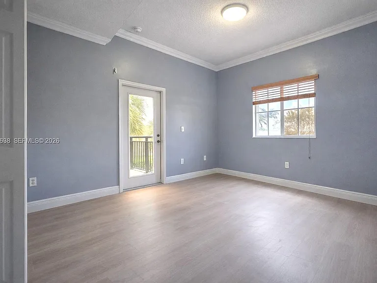 8421 SW 124th Ave #101 — Photo 13