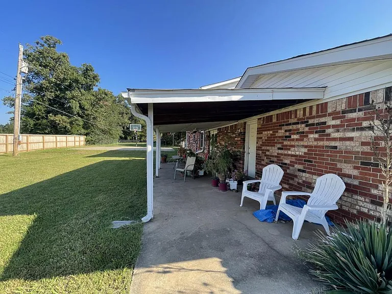 1551 N Heritage Ln — Photo 4