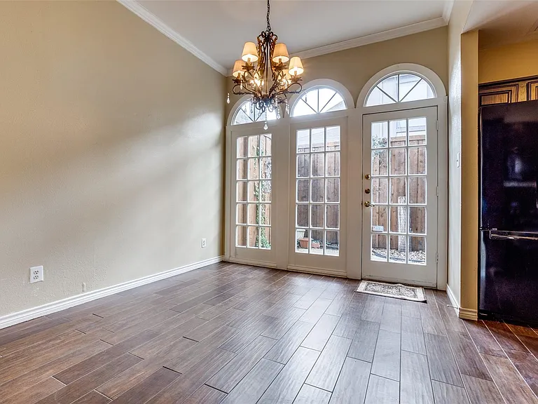 4325 Bowser Ave #110 — Photo 8